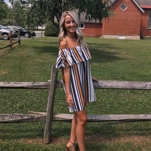 Meet your Posher, Devin